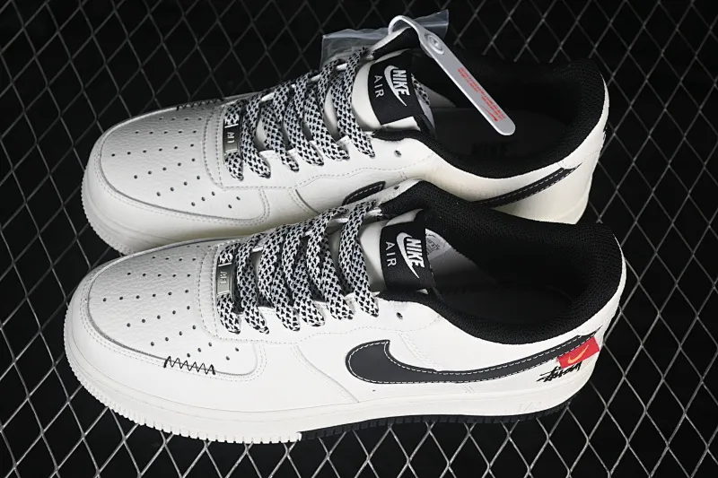 All categories Nk Air Force 1 Air Force series Nk Air Force 1 Low Air Force low-top Nike Air Force 1'07 Low black and white contrast Air Force 1 low-top casual sneakers MM3399-817